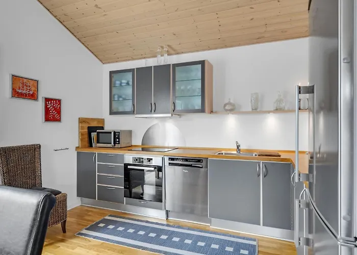 Stunning In With Kitchen Oksbol (Syddanmark)