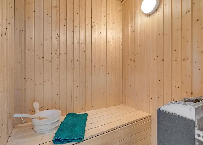 Stunning In With Kitchen *